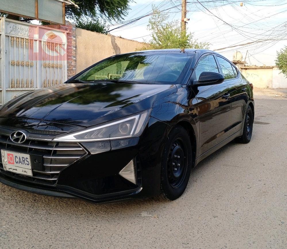 هیوندای ئەلەنترا